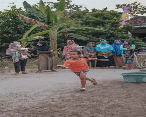 Aktivitas di luar ruangan saat akhir pekan